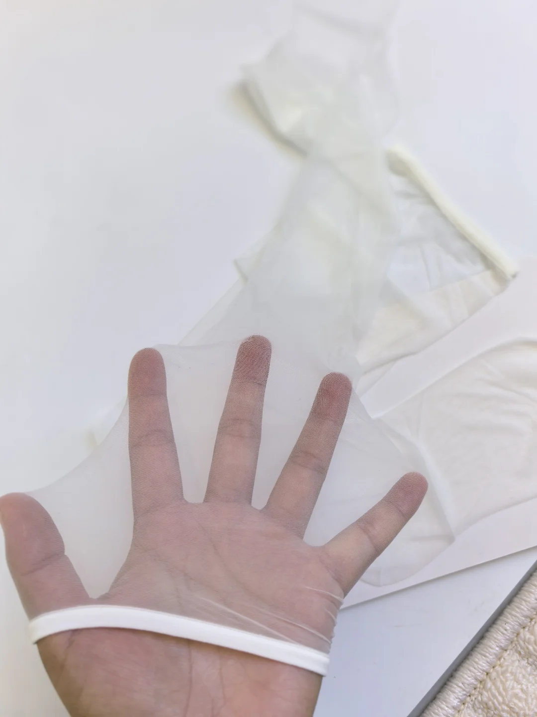 超薄白丝长筒袜，解锁少女感天花板！