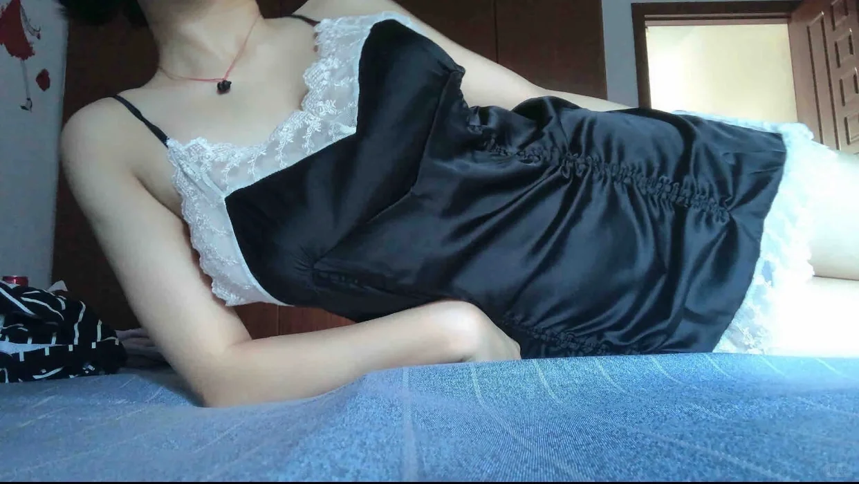 能迷住人的吊带！是怎么样的呢。