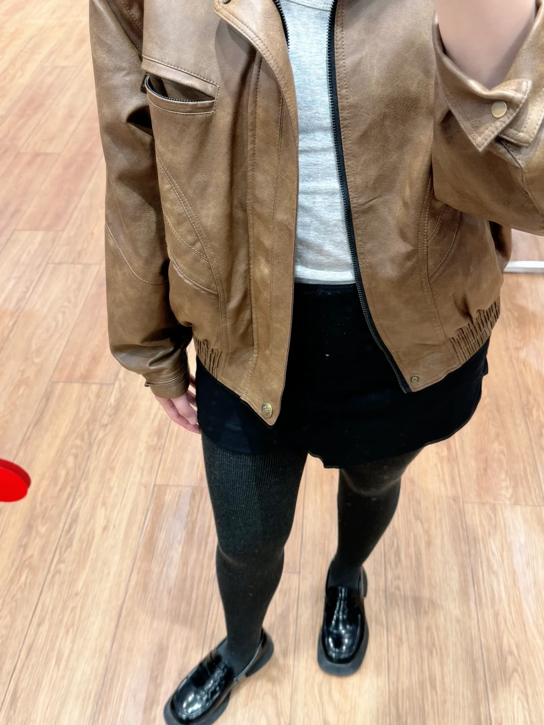 连裤袜➕小皮鞋，回头率简直不要太高