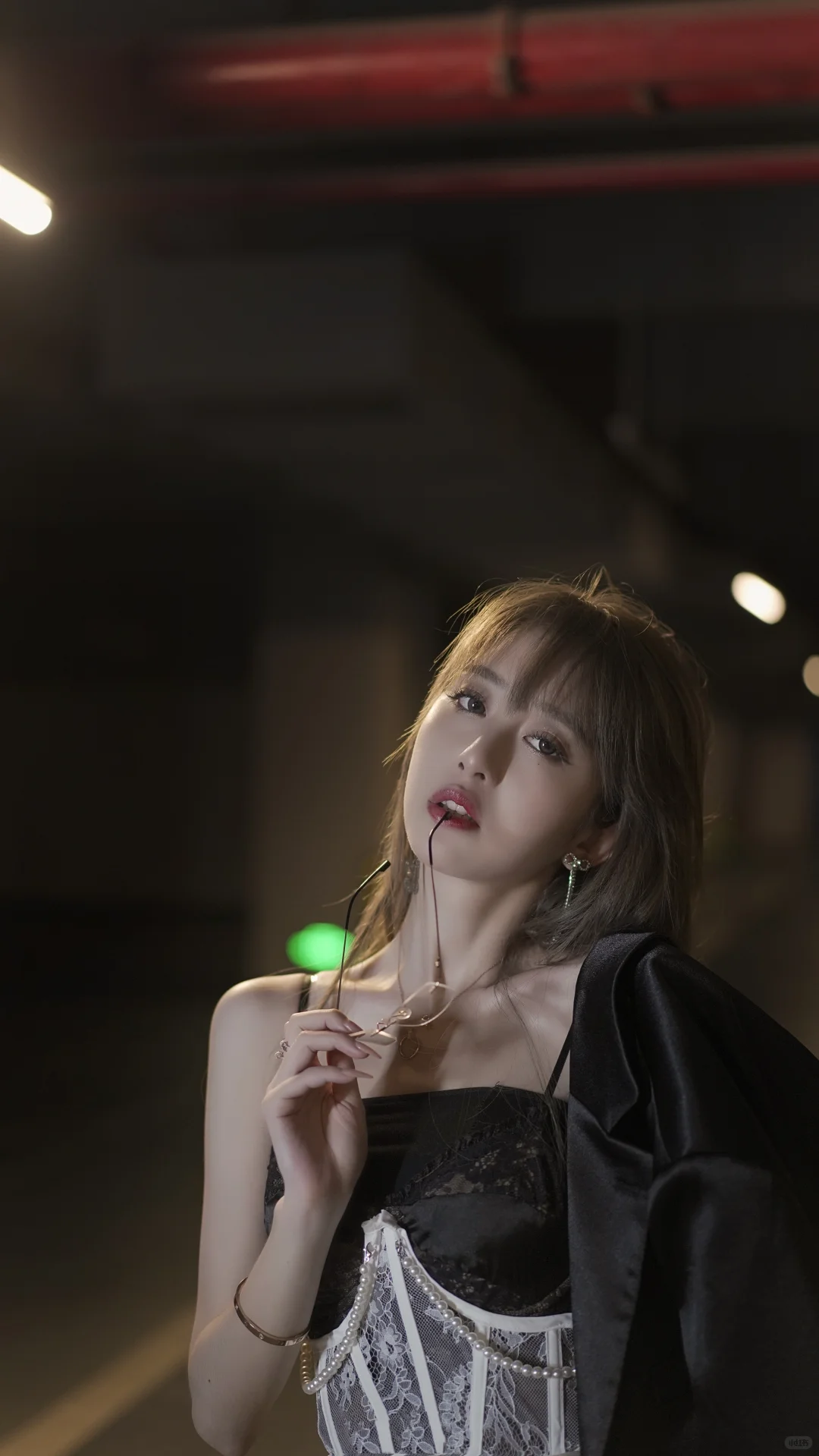 卓仕琳 | 御姐风吊带裙地库大片