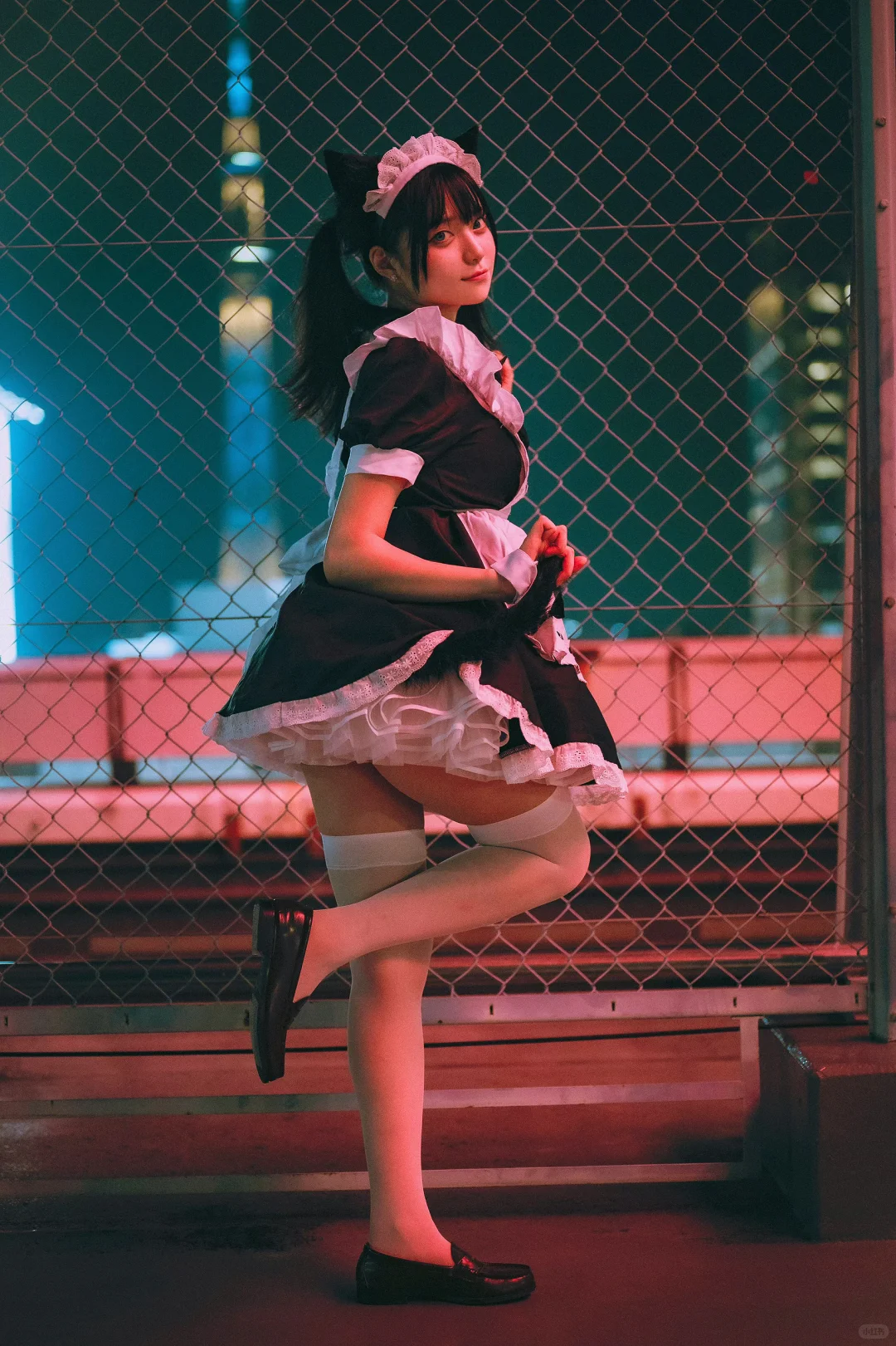 救命，被女仆少女闪到了！！