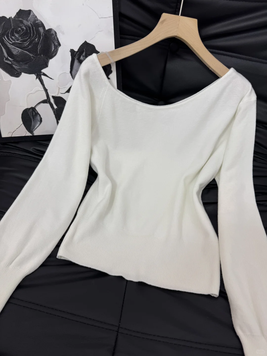 白月光斜肩好韩！软软糯糯版型质感真的好绝！