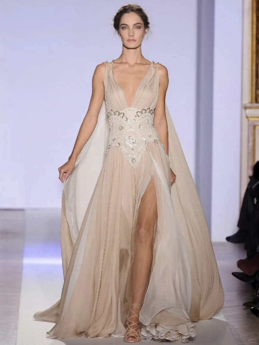 |审美积累｜🪽古希腊掌管优雅的神