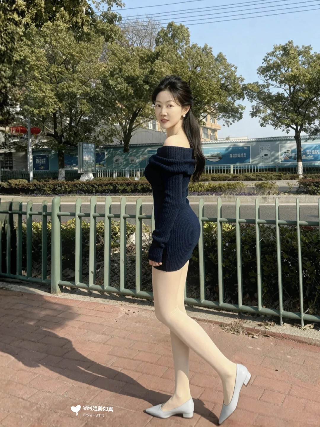 背景心动吗？左滑有正面哦