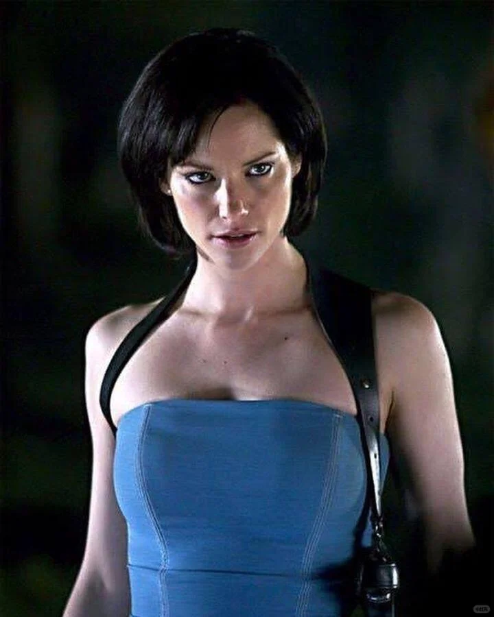 求同类型女演员