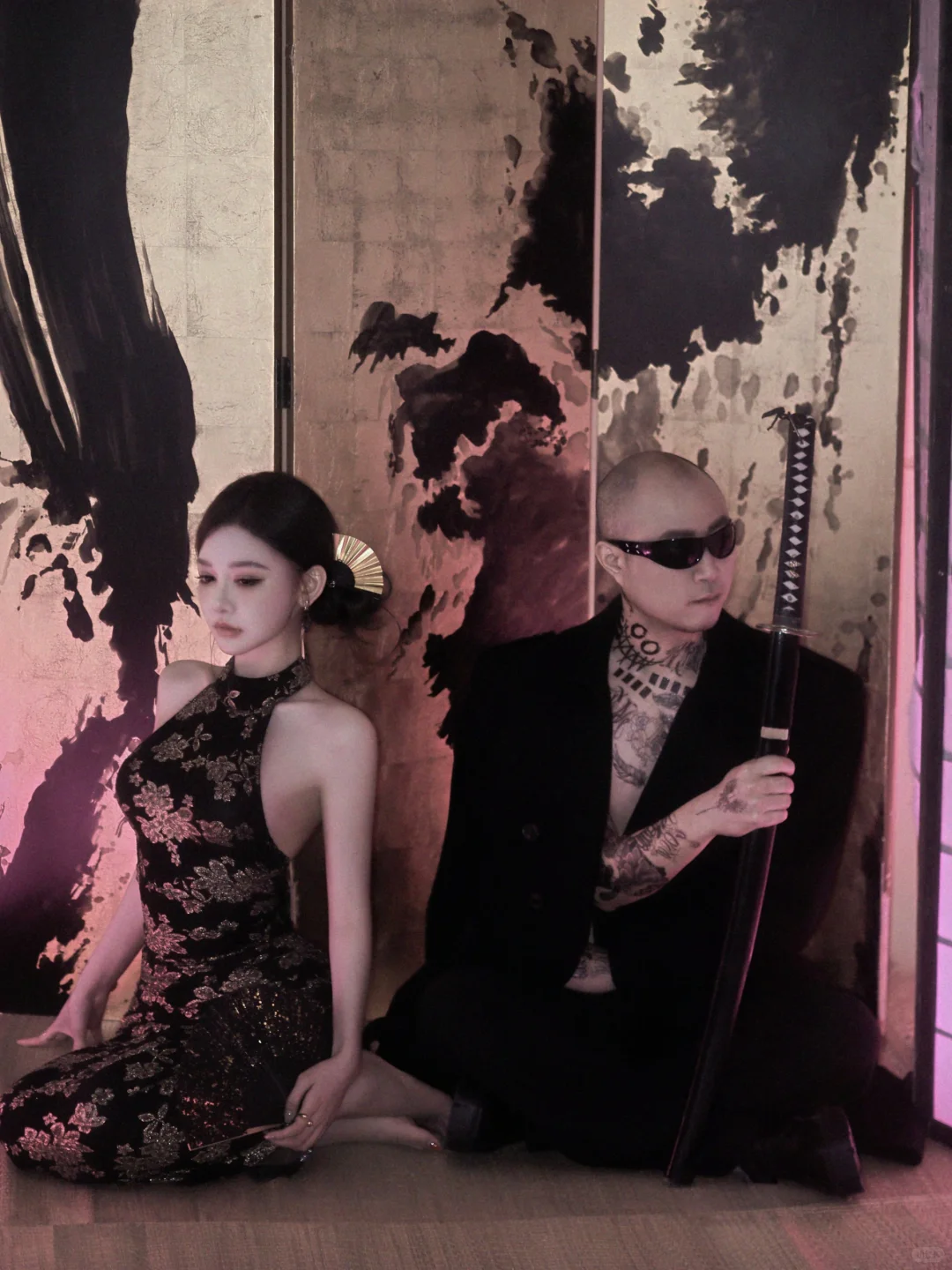 危险与优雅的完美碰撞💥黑道千金写真