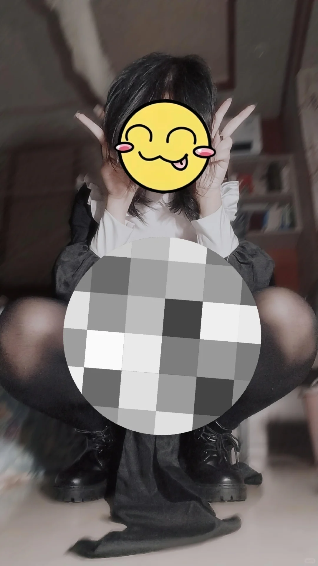 我拍累了就这样子蹲着