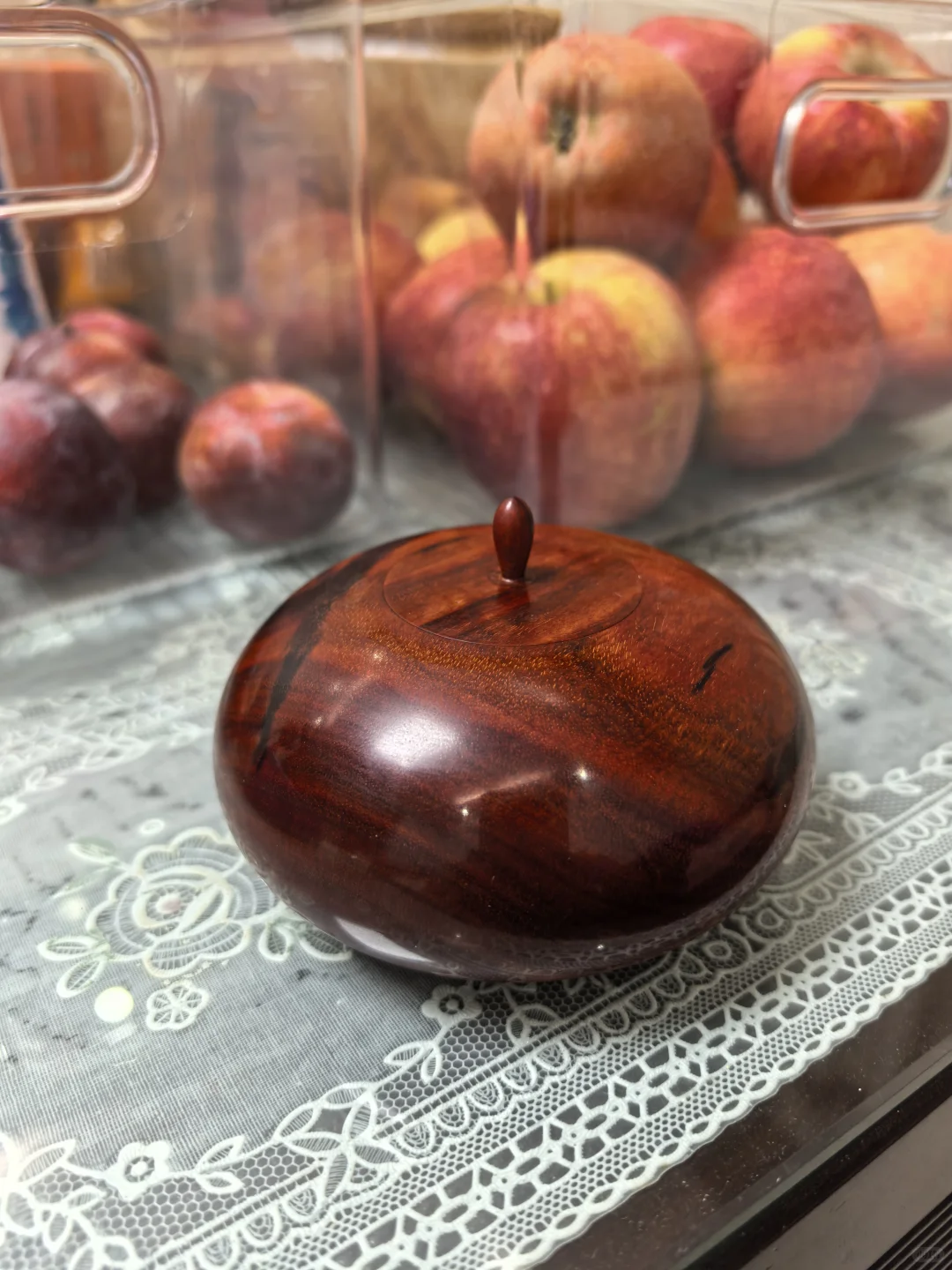 比水果的颜色更娇艳