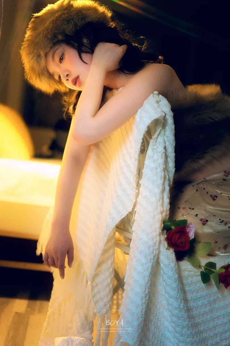 扬州素人模特约拍摄影师 沙漏型白皮微胖