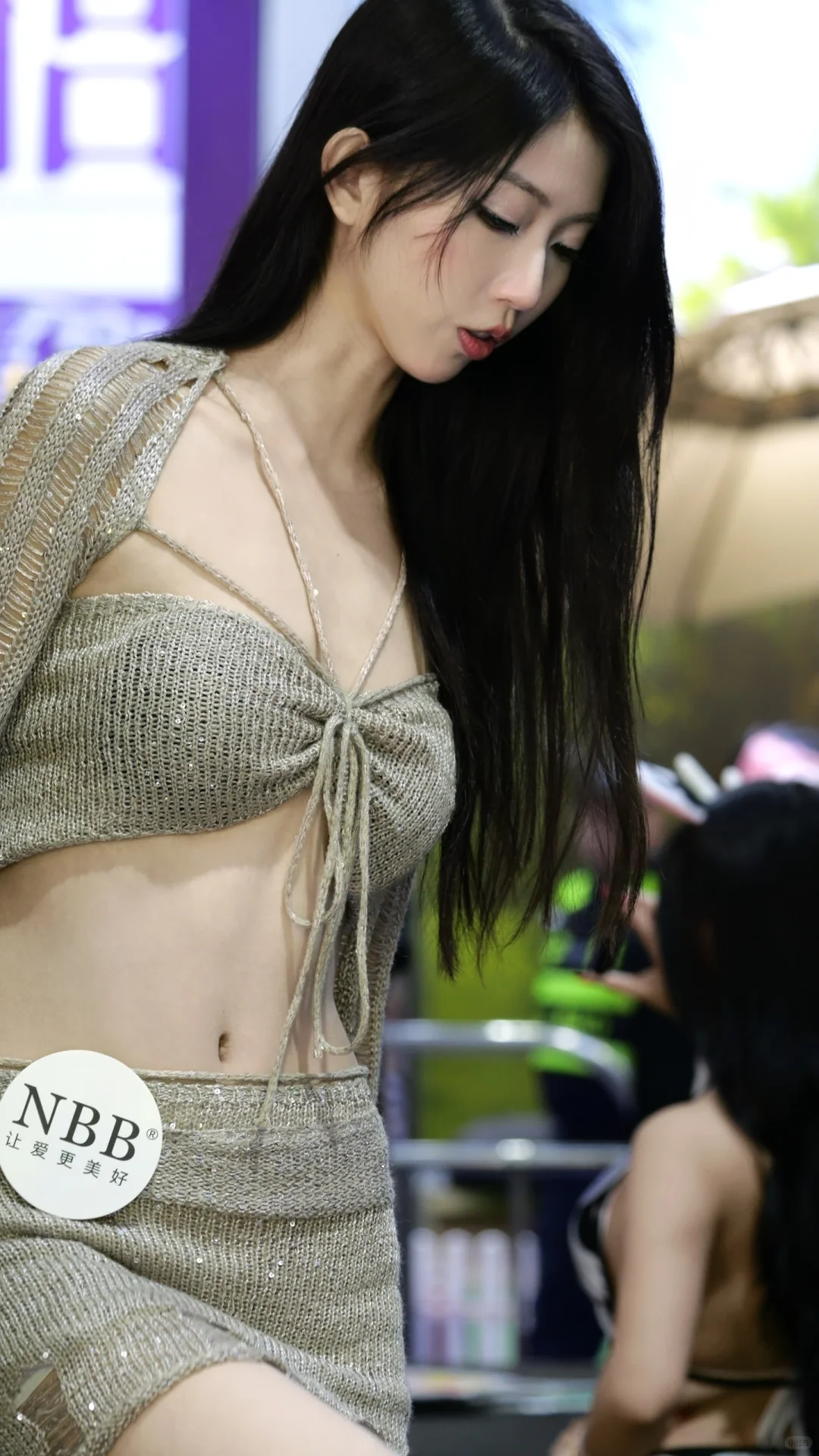 小姐姐醉人的柳腰