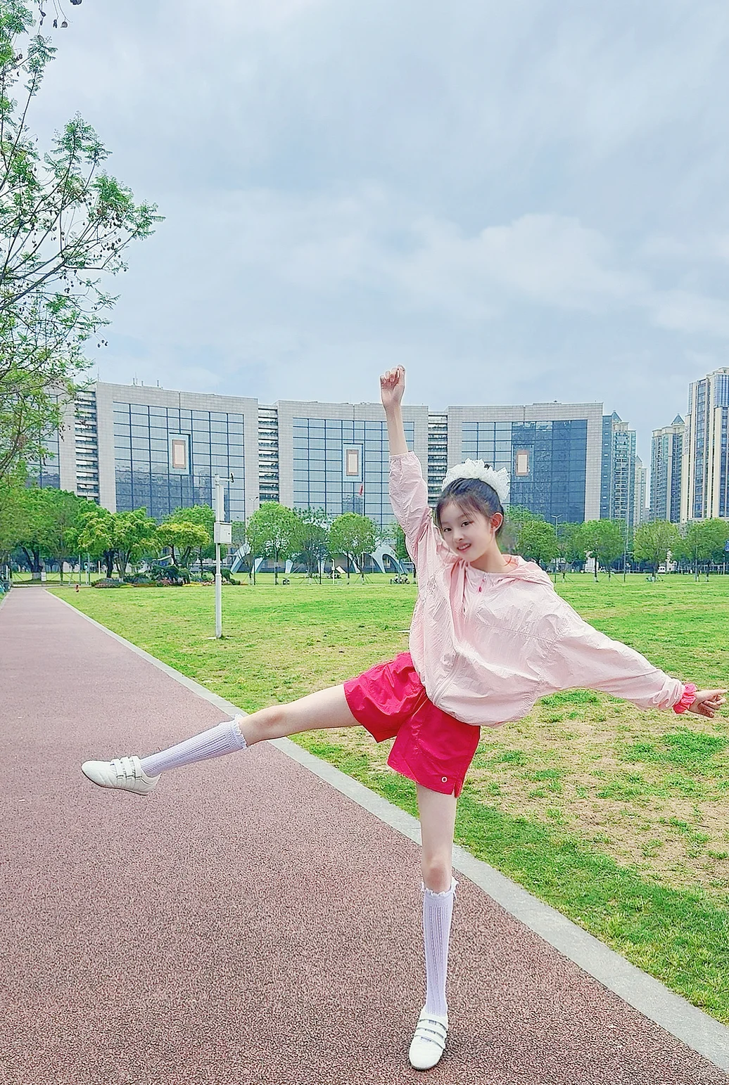 10岁161cm妹宝普拉提初体验~居然出了一身汗