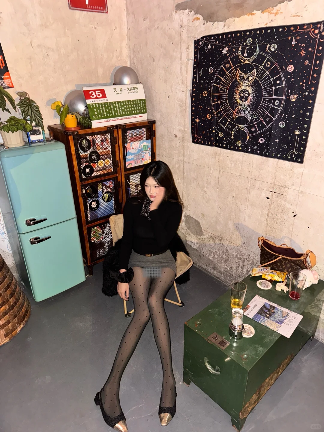 波点黑丝吗 手拿把掐