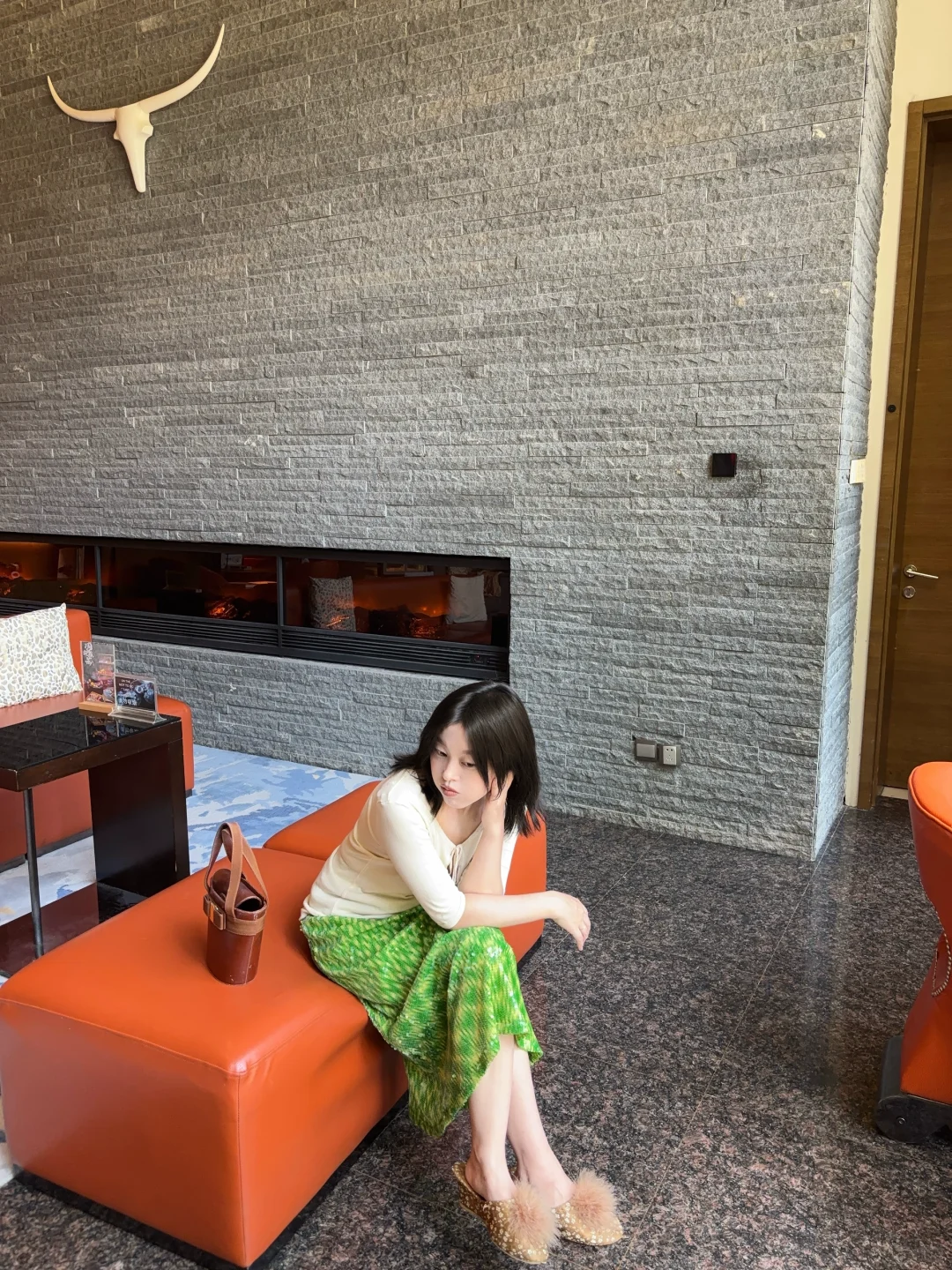 我是比他大三岁的轻熟女.