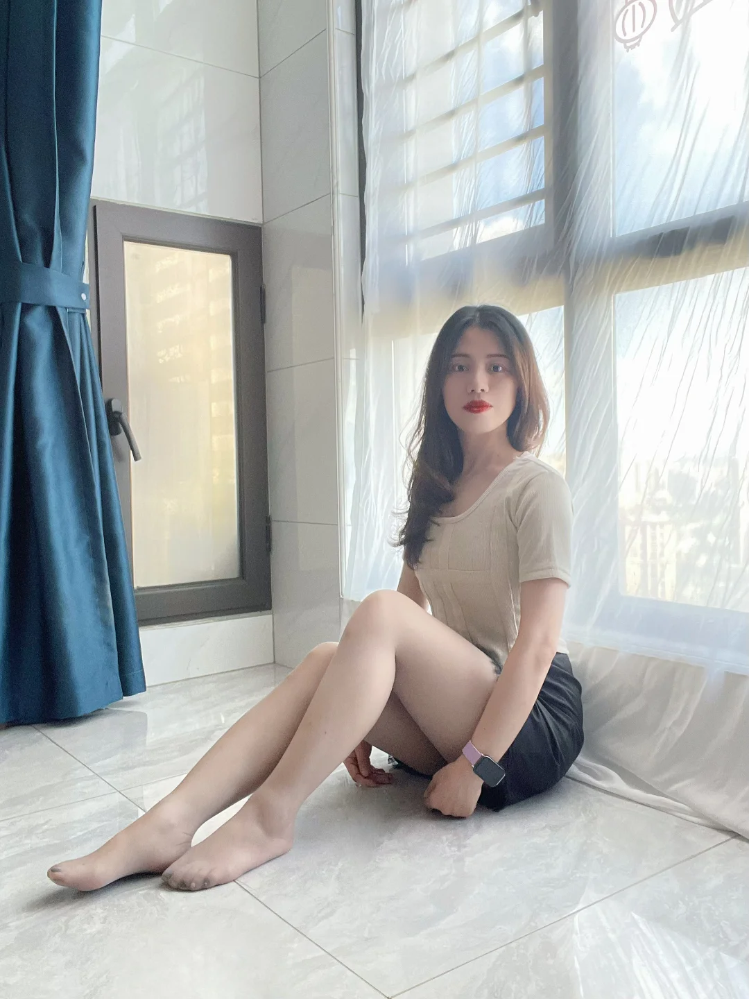 灰丝、纯欲天花板