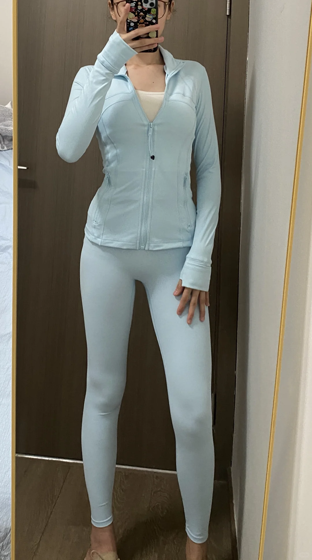 超显白瑜伽服，好穿又显身材～