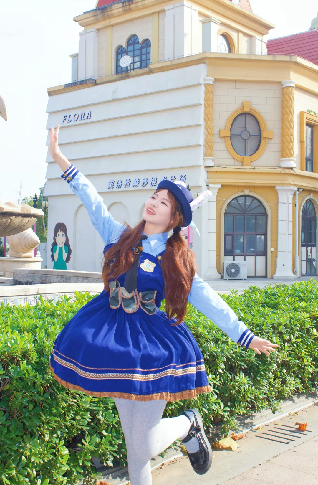 兔子警官朱迪拍照📸