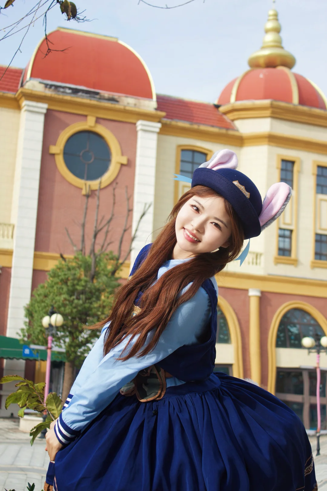 兔子警官朱迪拍照📸