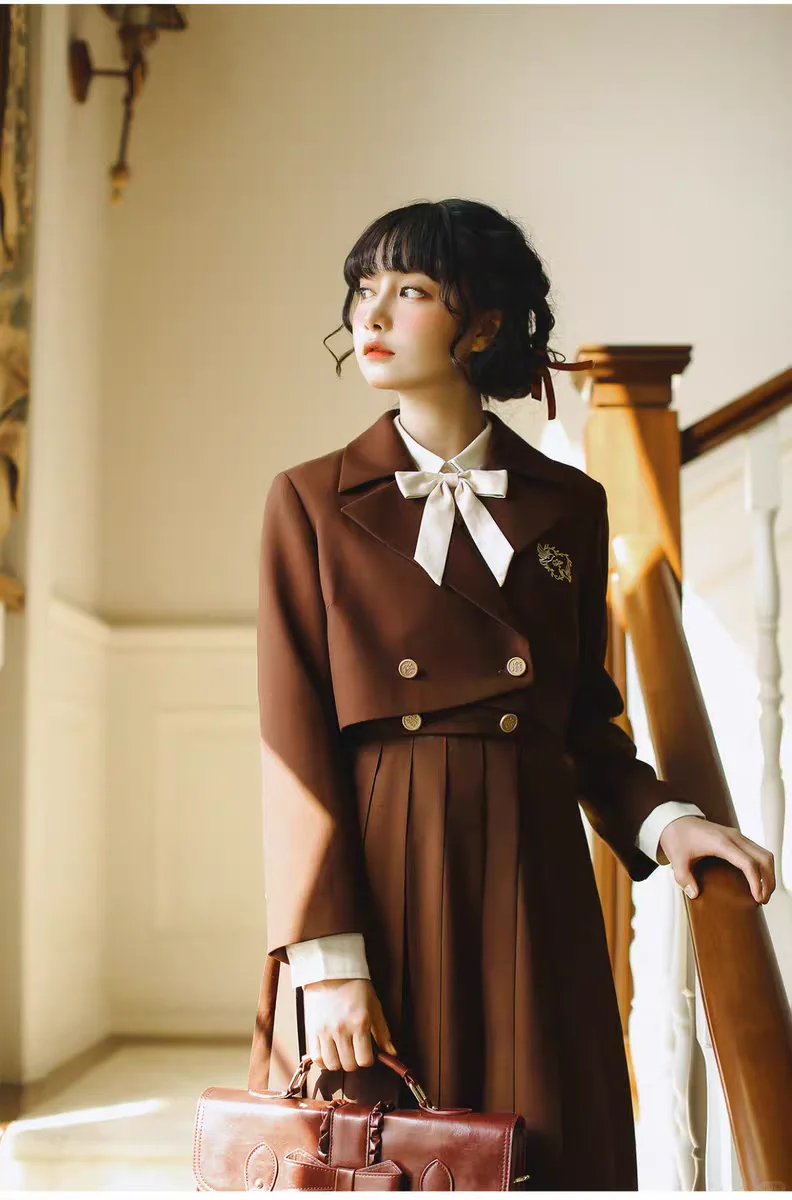 随机抽衣服第三弹，这期是胡桃木护奶裙