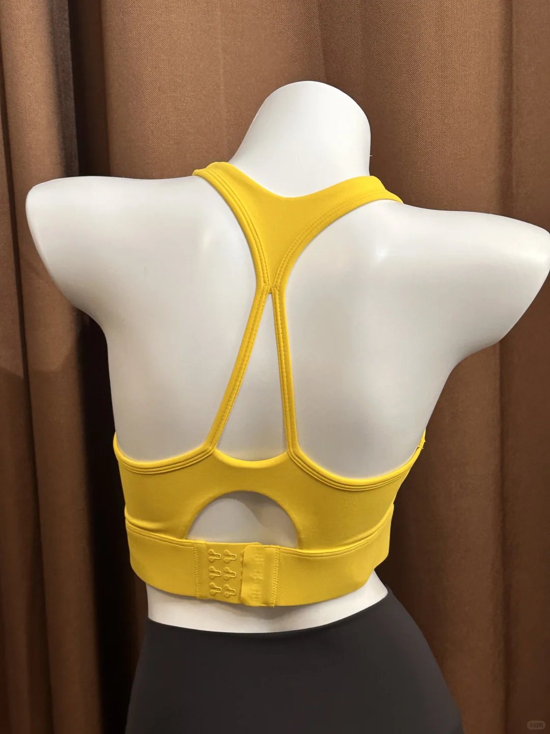 漂亮的人买漂亮的瑜伽服~