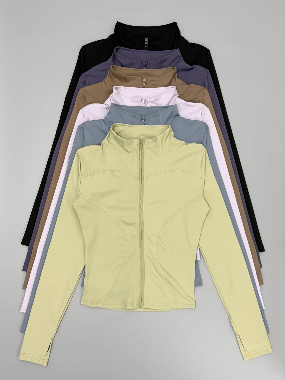 显白显瘦双在线！这款瑜伽服舒适感绝了！