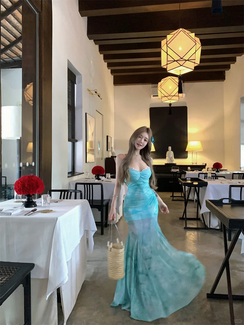 一眼就沦陷的浅蓝色鱼尾裙~👗