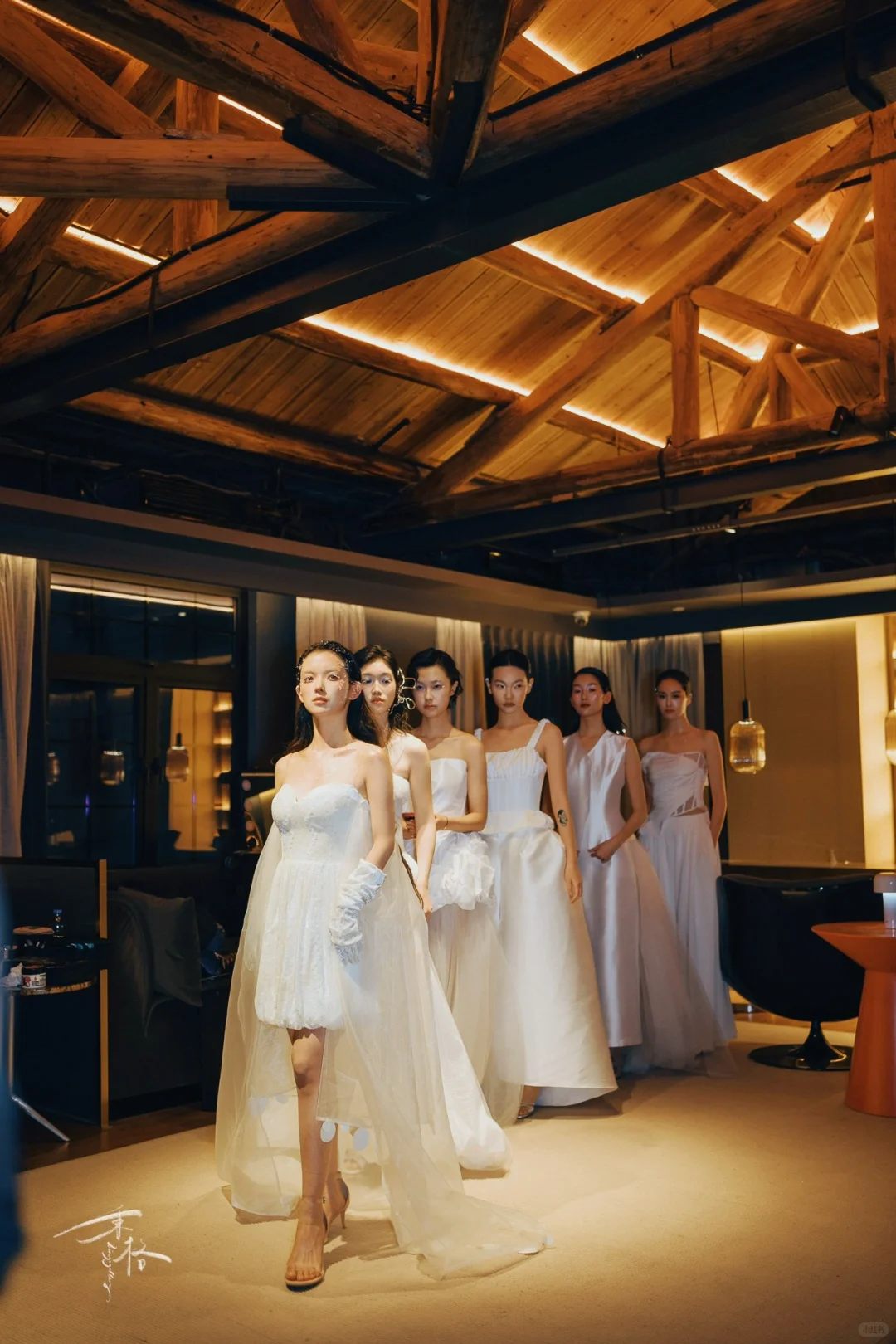 谁懂秀场后台群像的含金量！