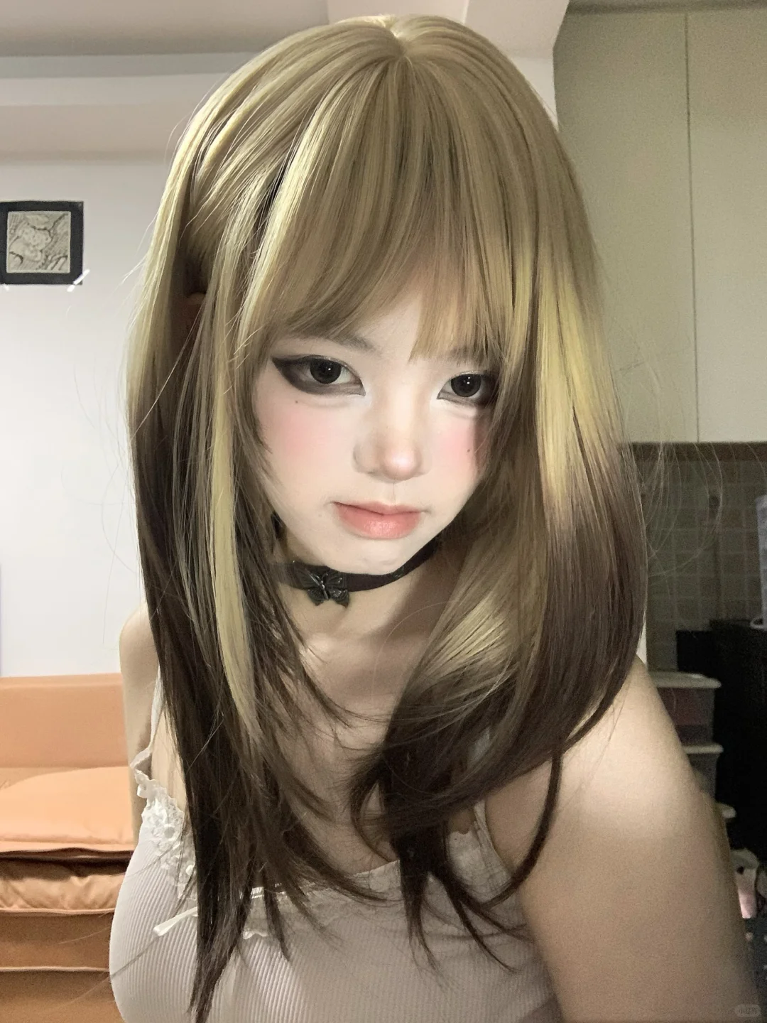 怎么一股小狗味。。