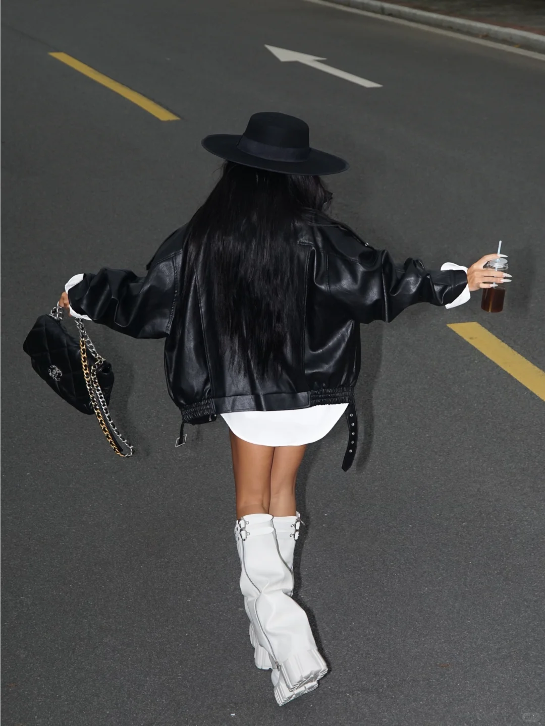 霸气十足 🖤 黑皮美式辣妹OOTD