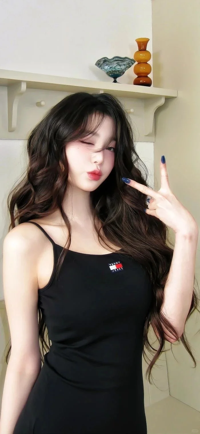 哇哦～这组氛围感壁纸也太美了吧