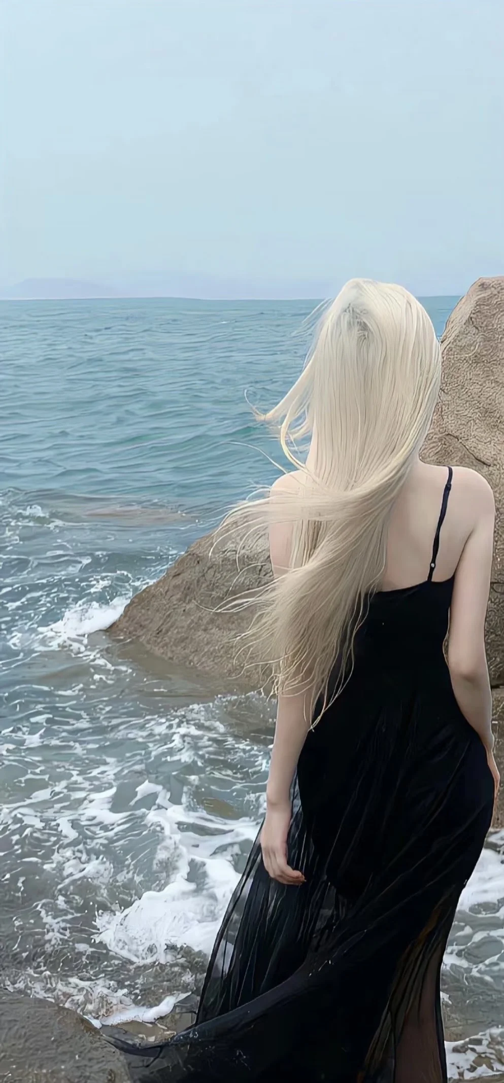 手机壁纸｜她留给你是背影🌊