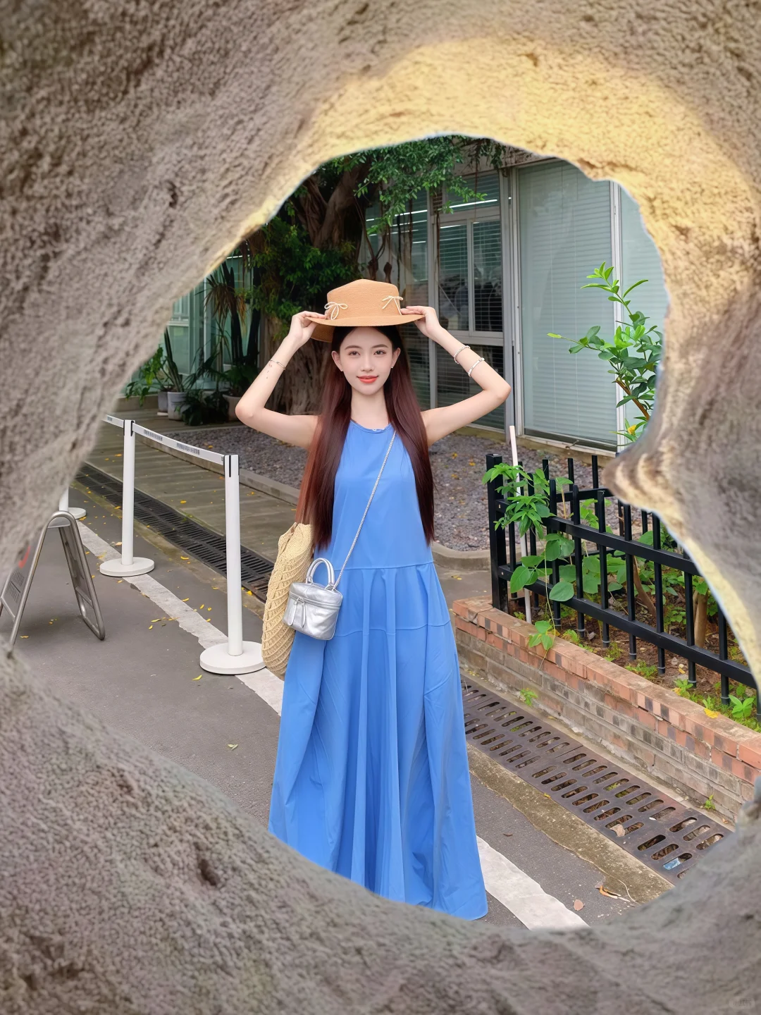 蓝色无袖裙，清爽又上镜✨