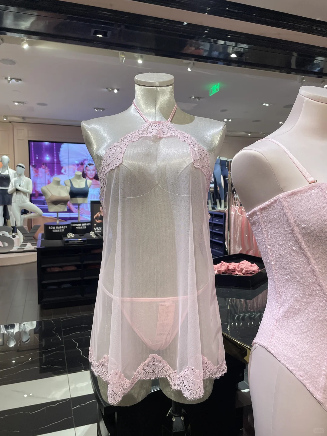 维密纯欲醋莓～新风格 太美丽了吧