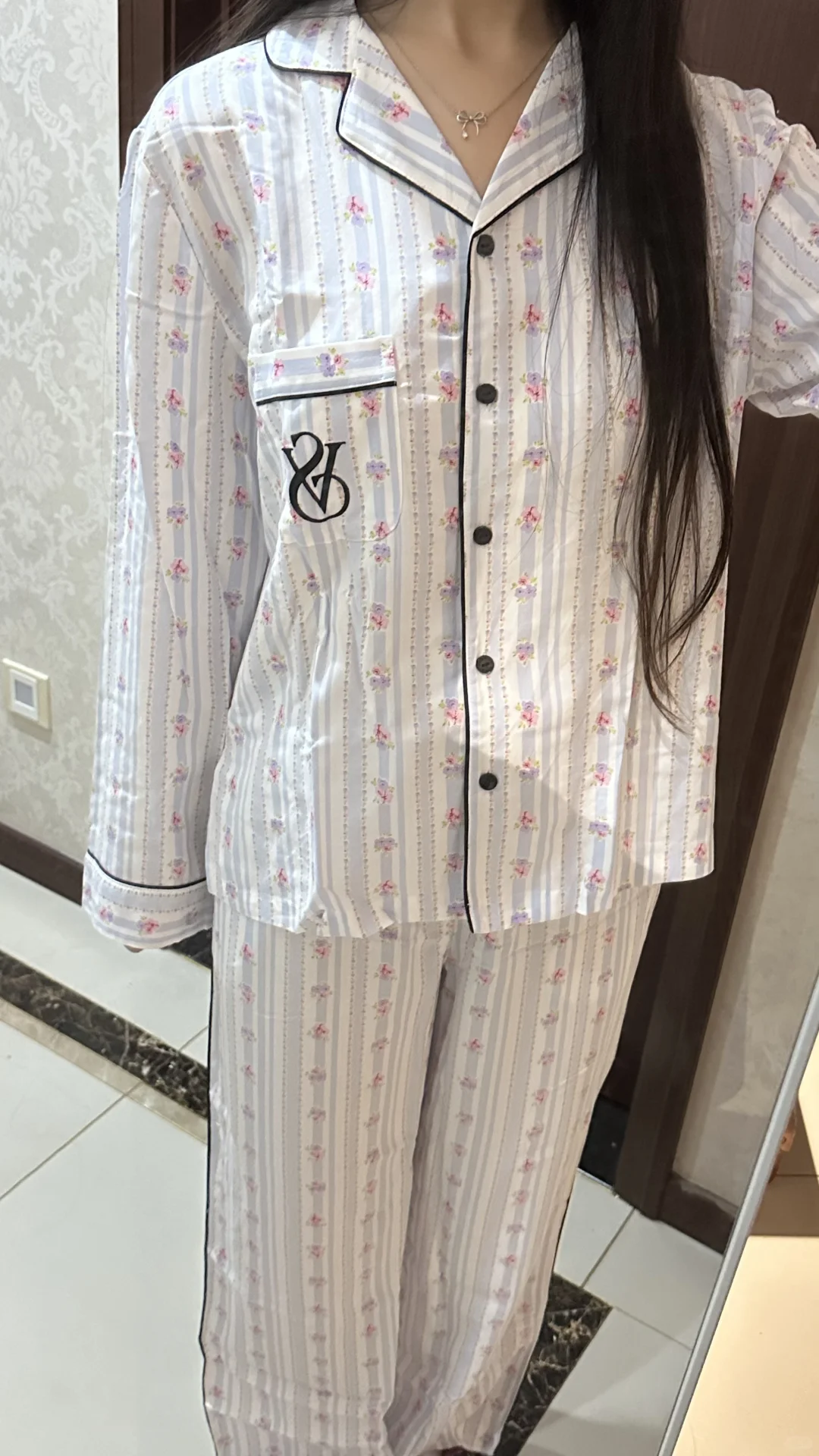 维秘睡衣留哪件