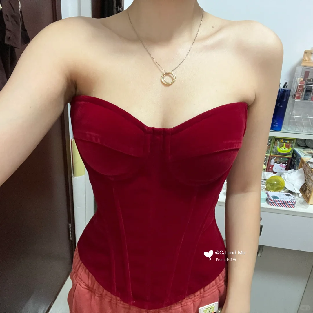 测评Lanyi——红丝绒火鸟红色平板绒鱼骨胸衣