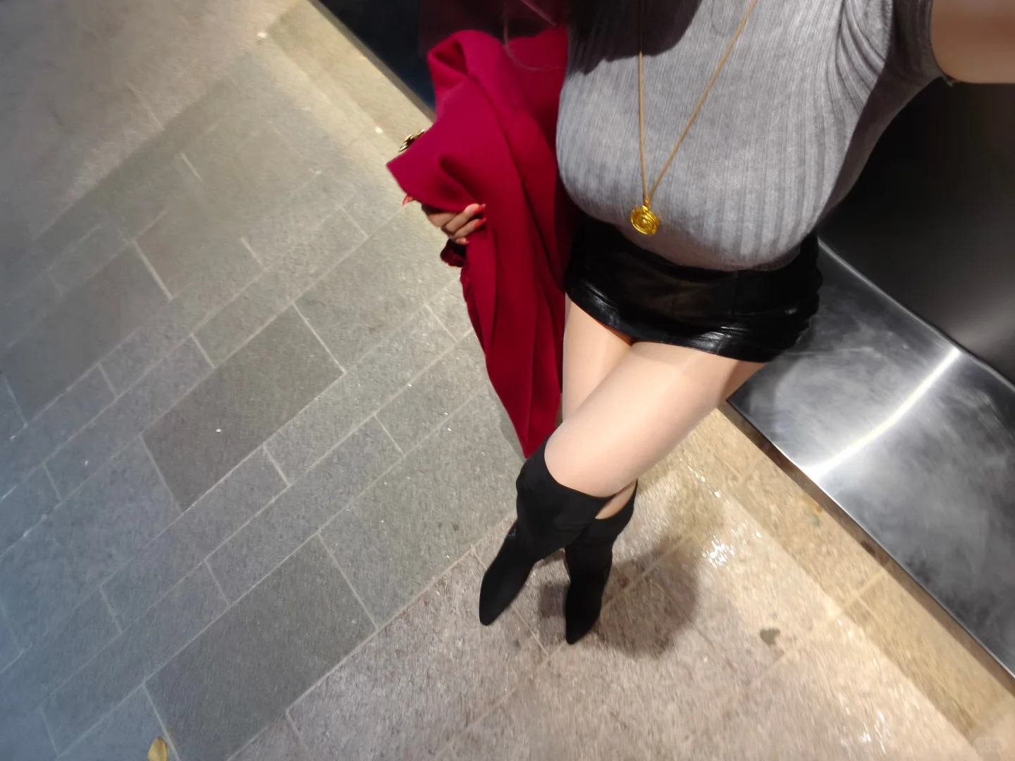 冷色调的外拍，喜欢ootd～～