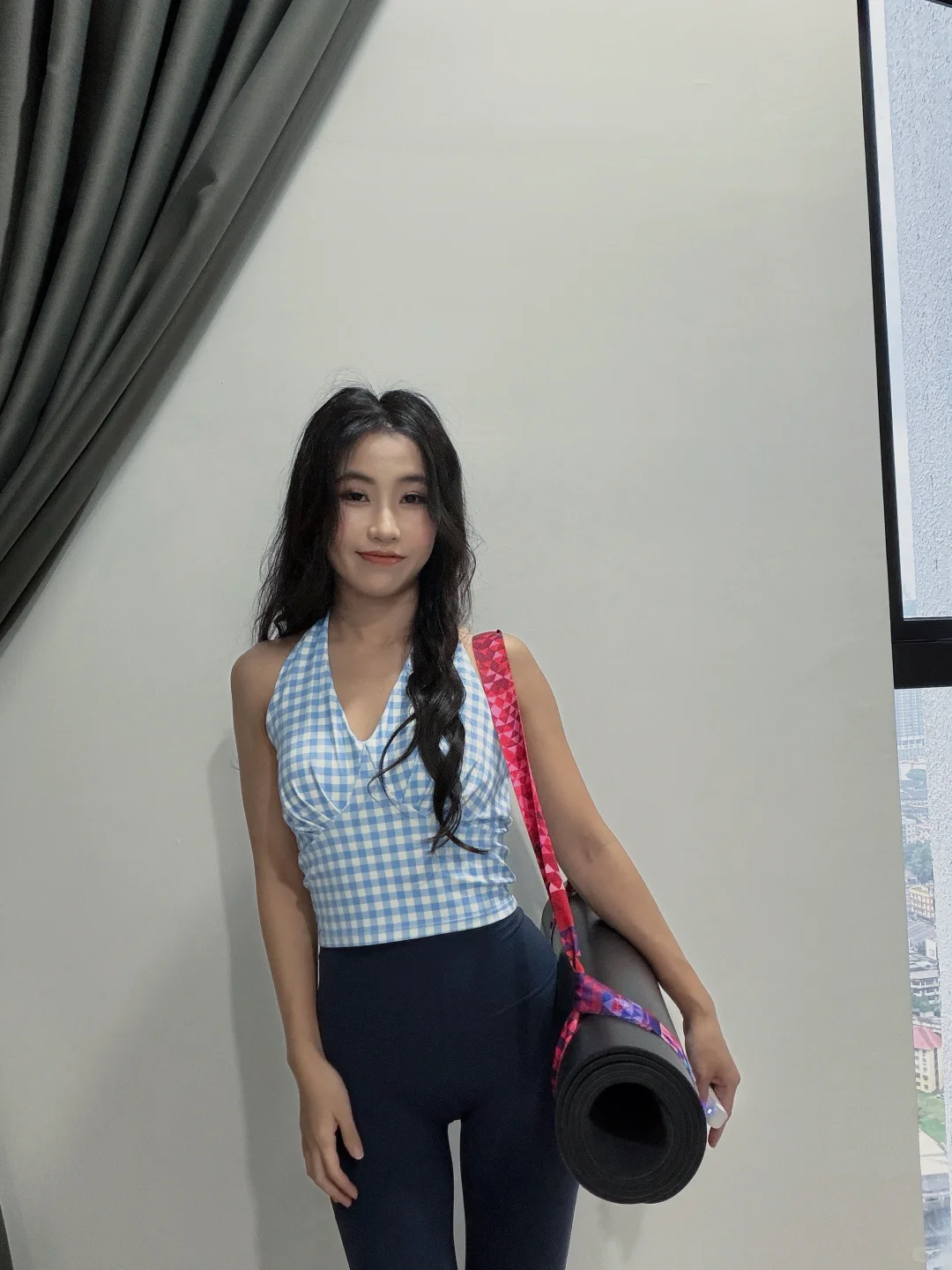 宅家和我喜欢的瑜伽服 瑜伽垫自拍📸