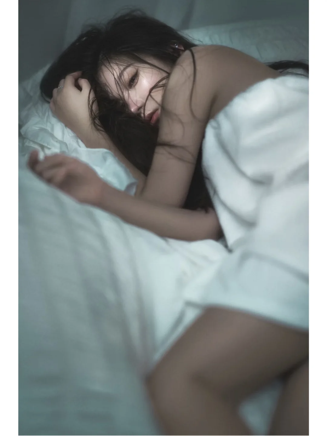 纯欲氛围写真|把情绪融进光影里