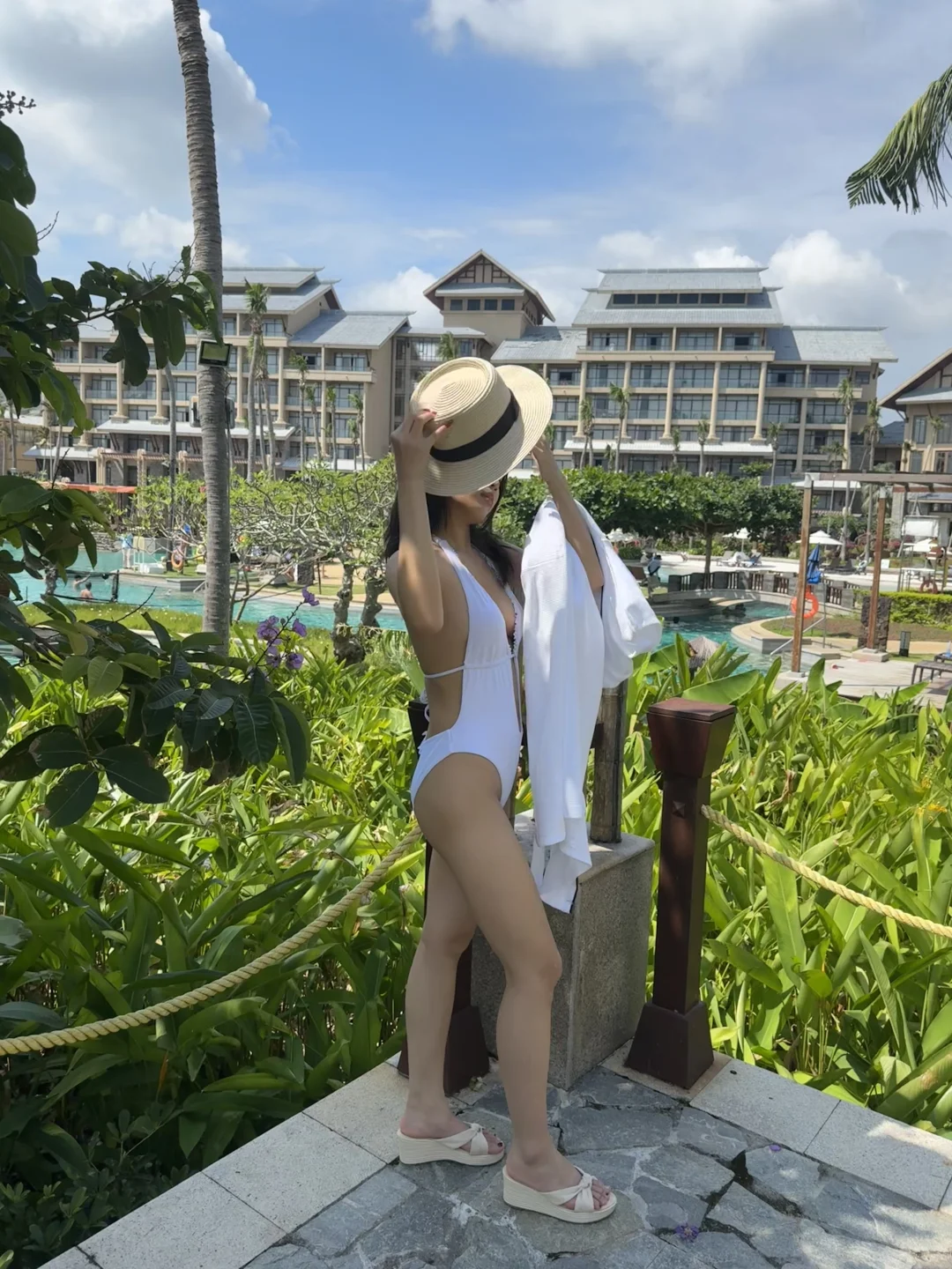 我爱连体比基尼🏖️