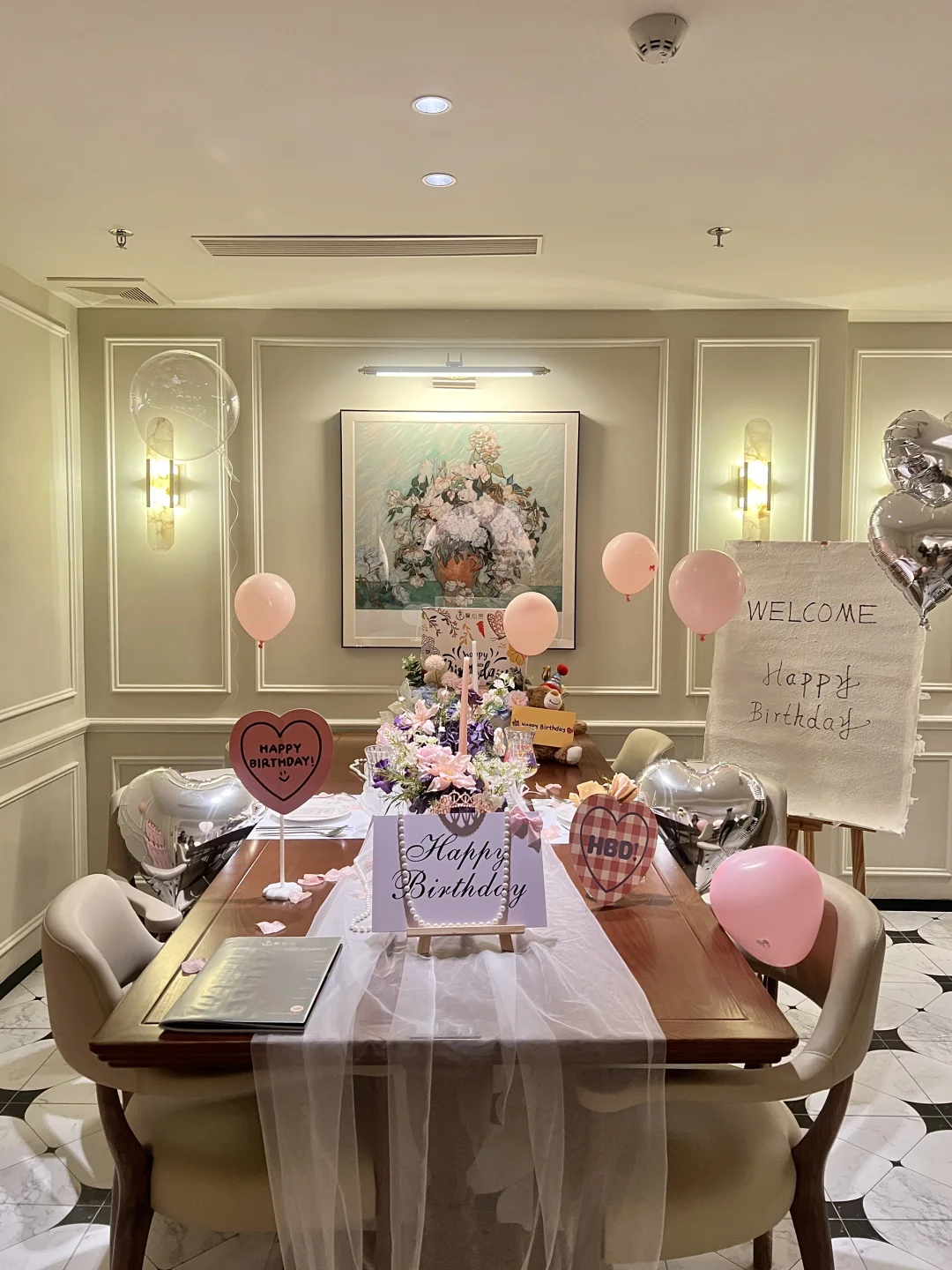 独栋小洋房里的漂亮饭太太太美了₊⁺🥂