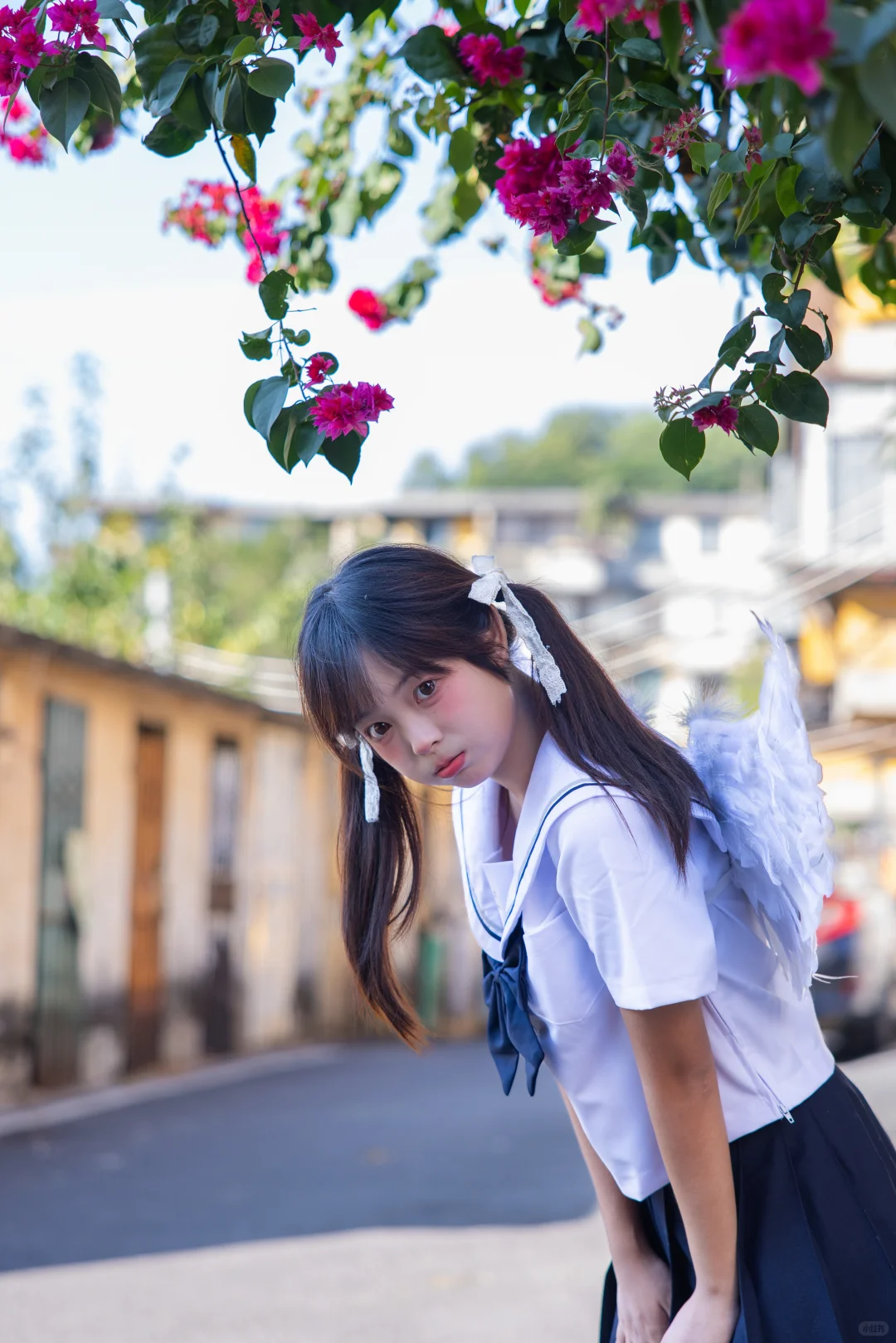 逆光发丝，元气少女