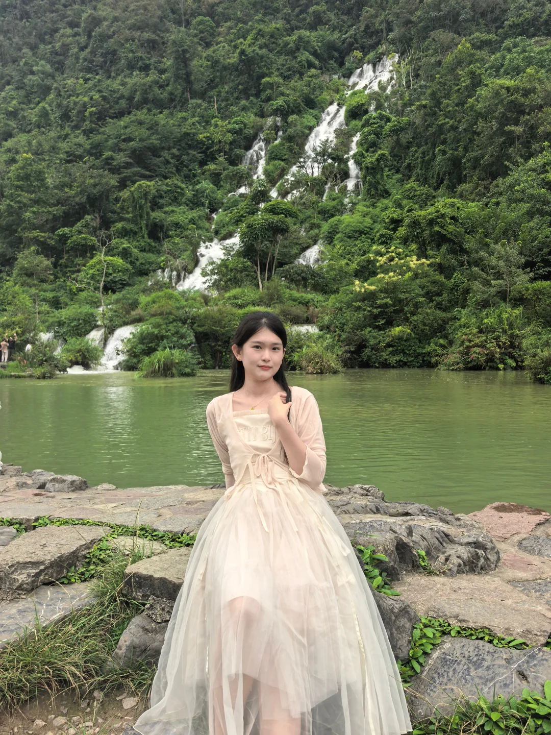 论同一件衣服的人妻感和少女感