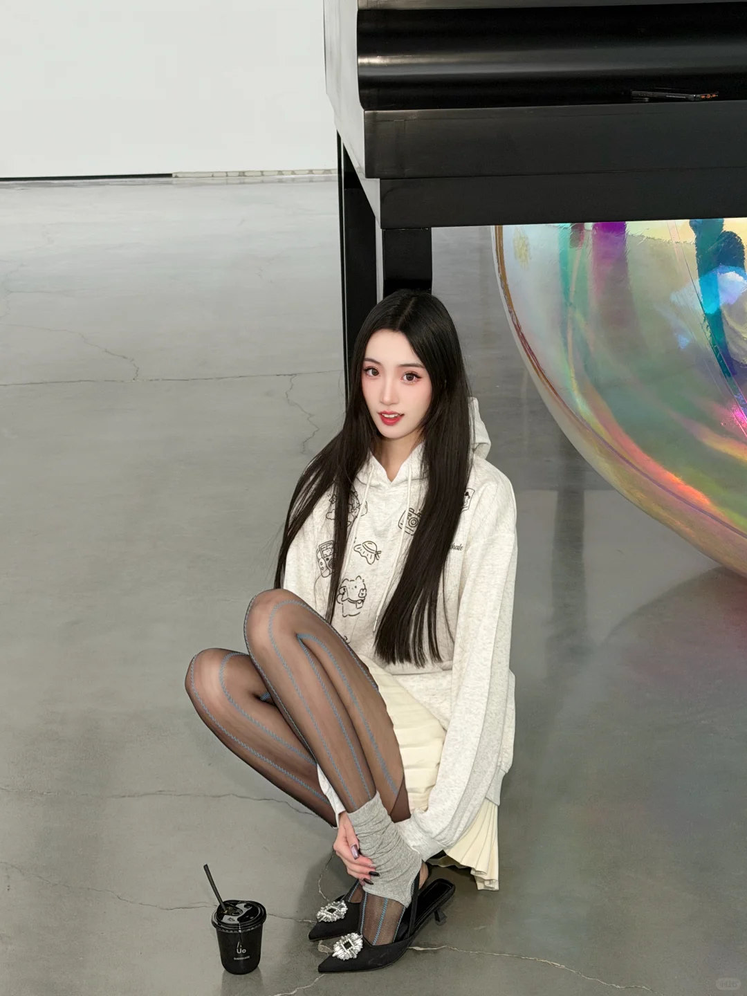 灰色腿套➕蓝纹黑丝 🔓解锁辣妹模式！