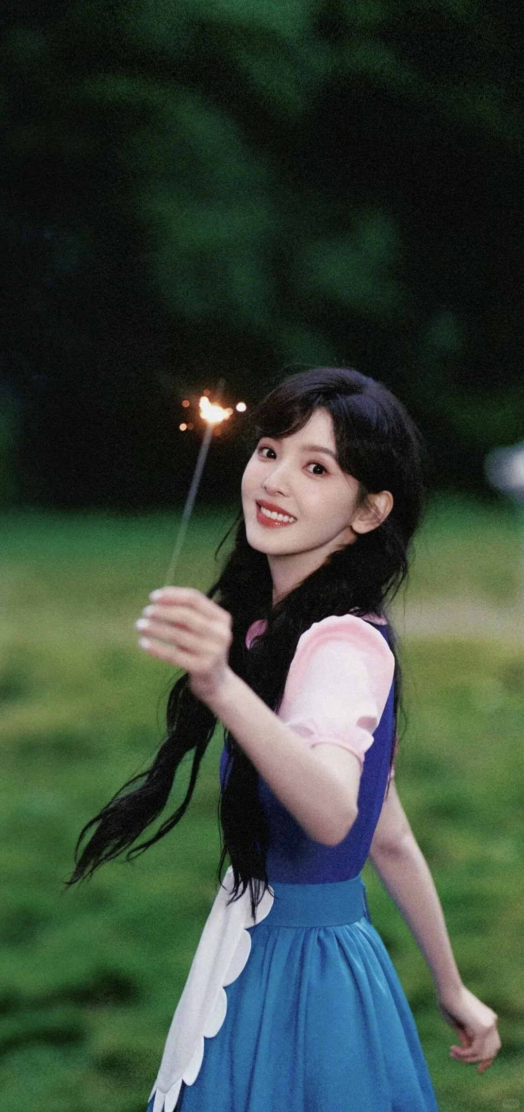 章若楠壁纸分享