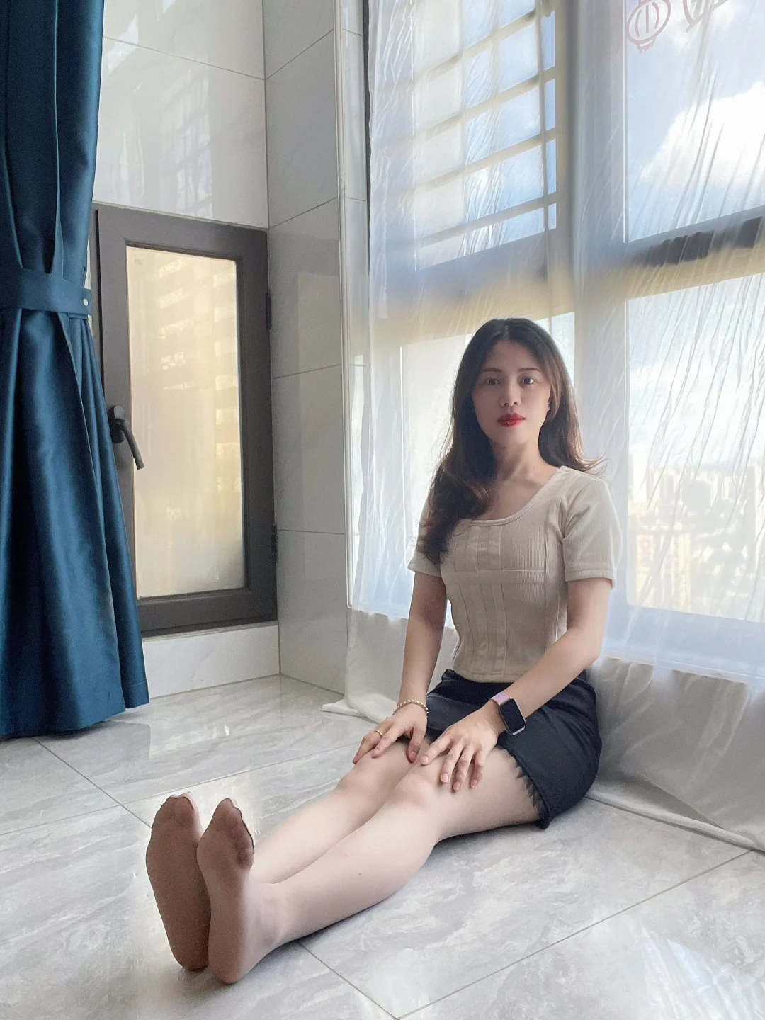 灰丝、纯欲天花板