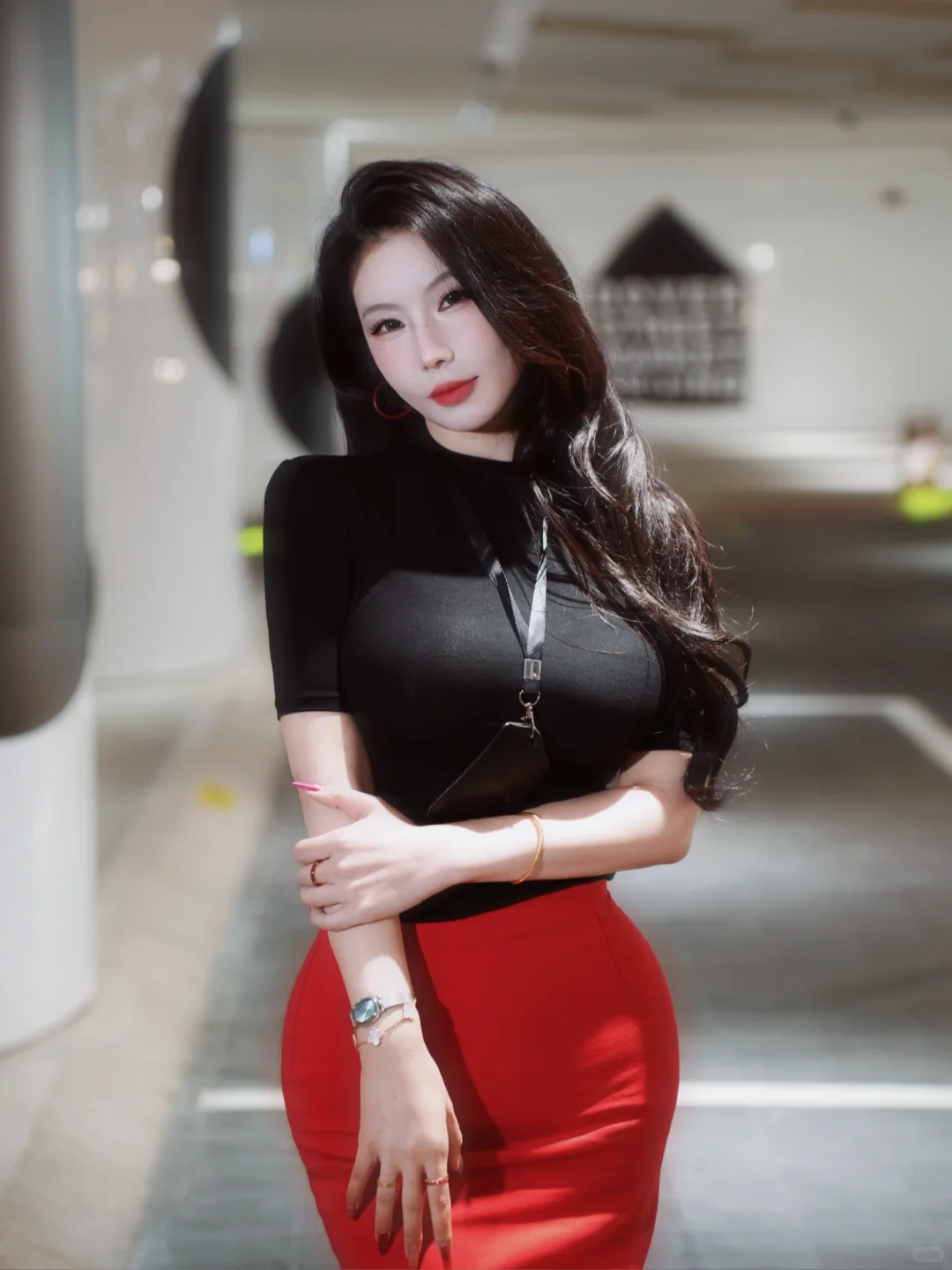 👠 𝗚𝗲𝘁停车场拍照姿势