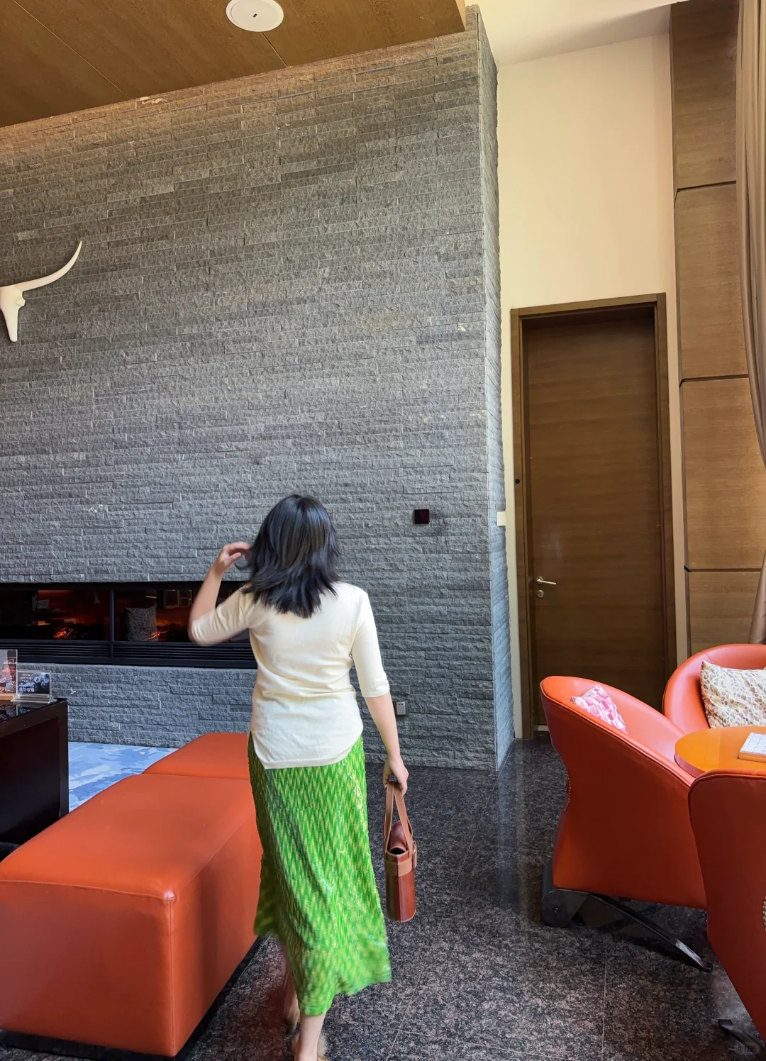 我是比他大三岁的轻熟女.