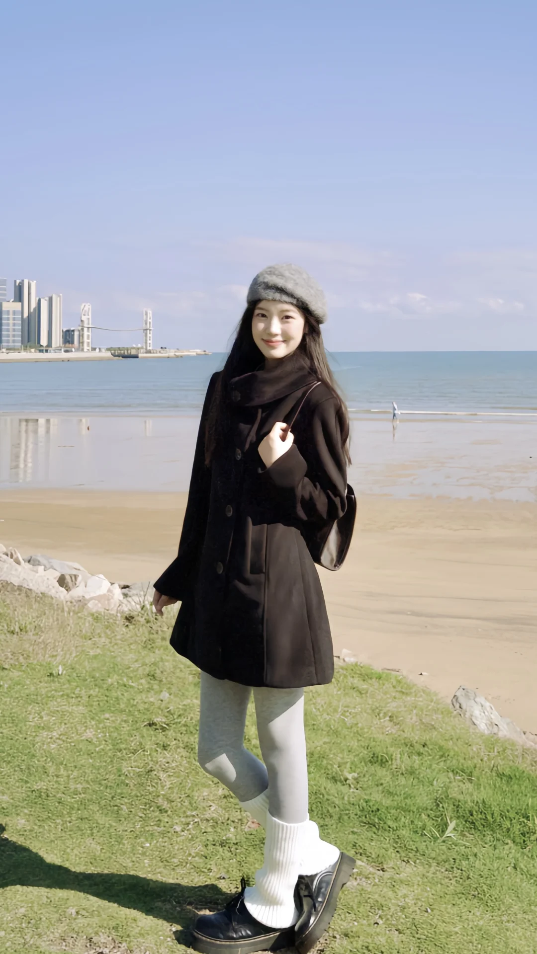 黑色大衣-秋冬海边🌊氛围感的神～
