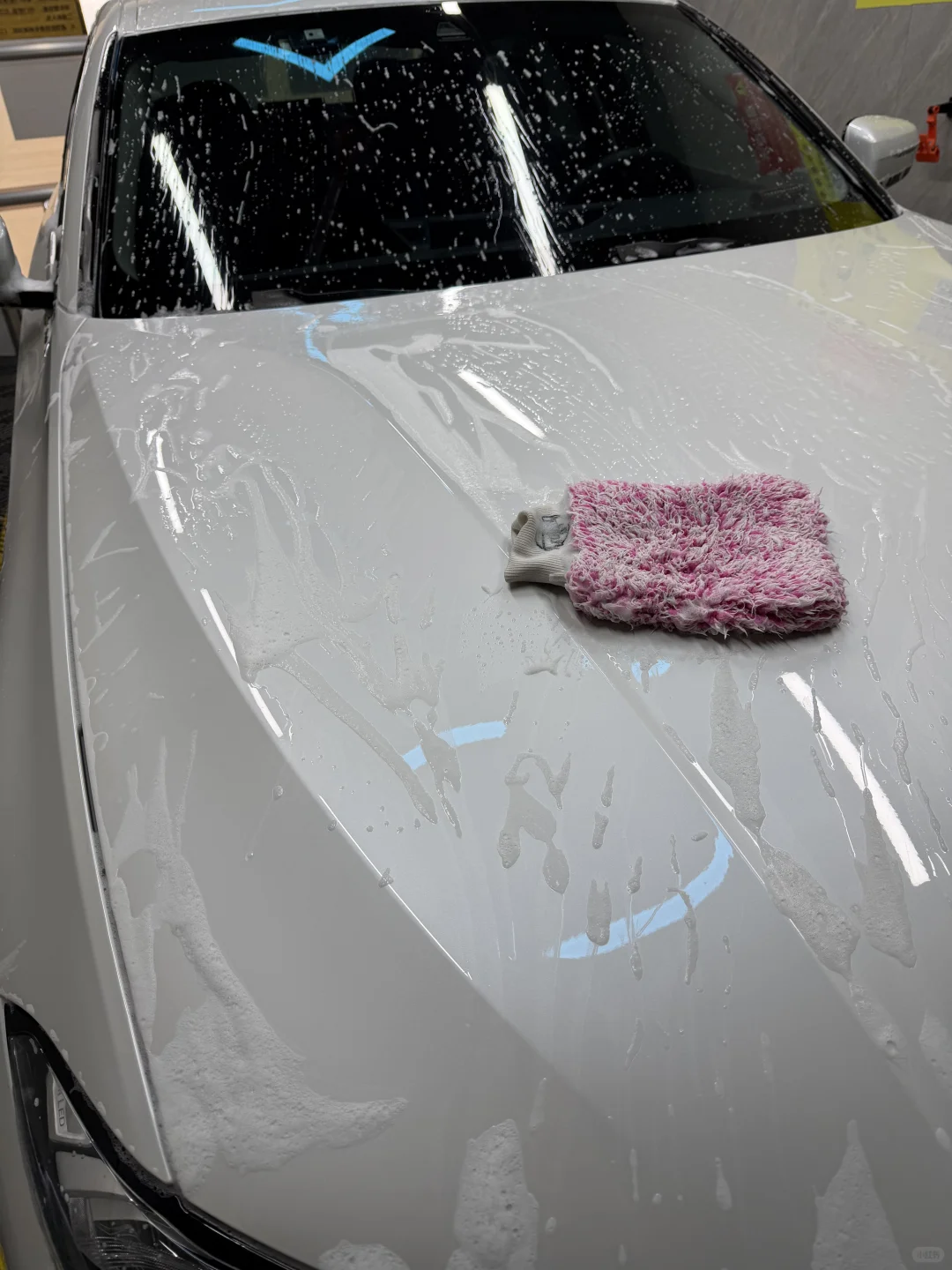 今日洗车，白车打蜡