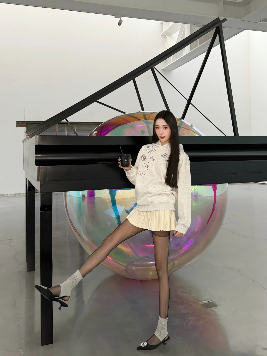 灰色腿套➕蓝纹黑丝 🔓解锁辣妹模式！