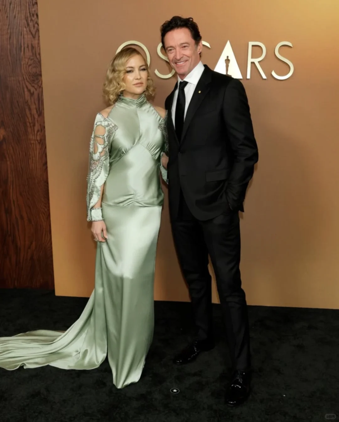 洲长奖红毯上的老牌绅士和好莱坞新生代少年